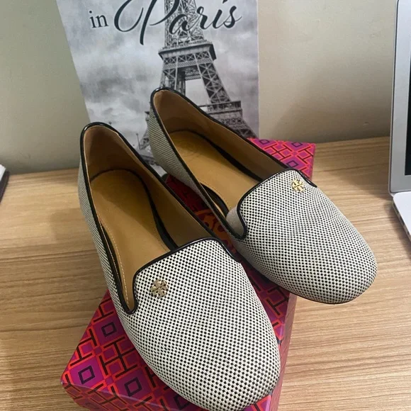 TORY BURCH Samantha Smoking Slipper - Picture 4 of 12